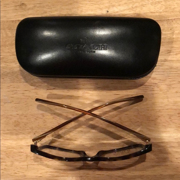 ✨New! COACH eyeglasses ✨ - Picture 6 of 8